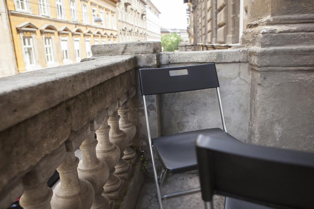 Cute Downtown Studios Budapest Luaran gambar