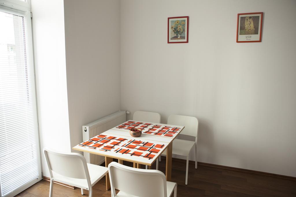 Cute Downtown Studios Budapest Luaran gambar