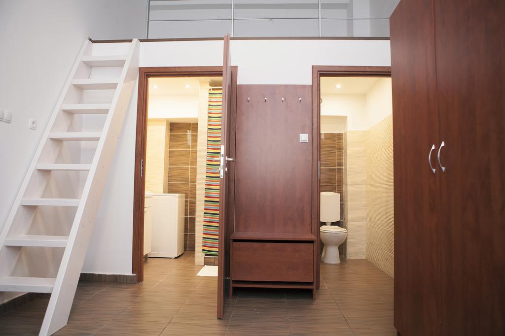 Cute Downtown Studios Budapest Luaran gambar
